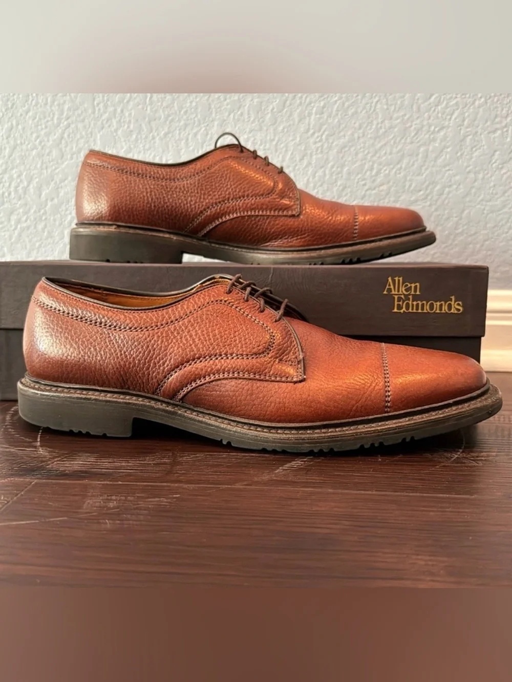 Allen Edmonds Becker Cap Toe Oxford Men's Size 9B Brown Pebbled Leather Lace Up